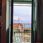 Alojamento de Acomodação e Pequeno-almoço Il Poggiolo Stresa
