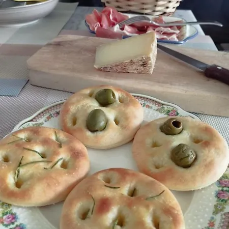 ベッド・アンド・ブレックファスト Il Poggiolo 3*